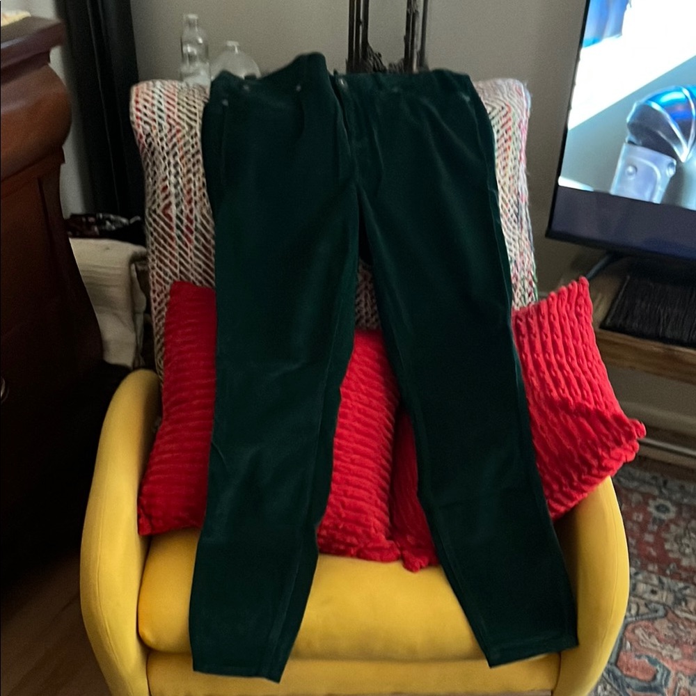 Torrid forest Green bombshell, skinny corduroy Jeans